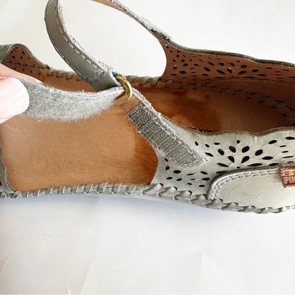 PIKOLINOS Gray Women's Sandals - Picture 15 of 15